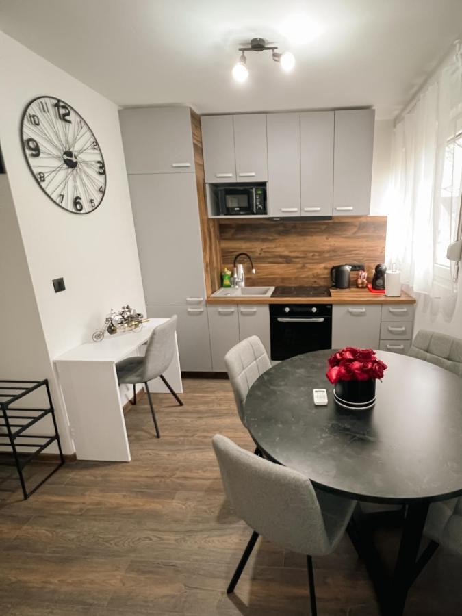 Vinkovci 1 Apartment Ngoại thất bức ảnh